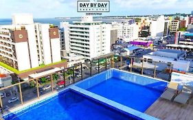 Compact Flat Tambau By Daybyday